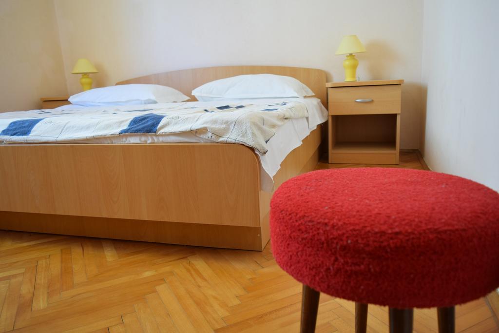 Peter Pan Apartments Palit Zimmer foto